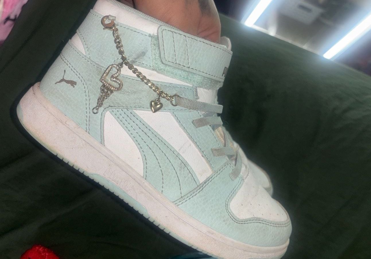 Puma youth size 3 high top mint sneakers with charm 2