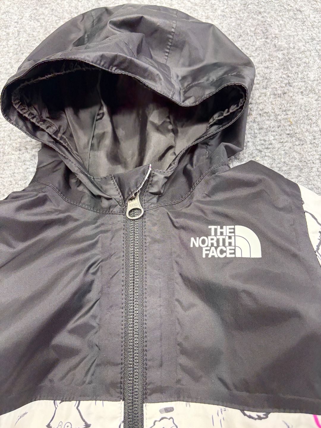The NORTH FACE Lightweight Dryvent Hooded Rain Jacket Baby Infant 3-6 Months Art 3