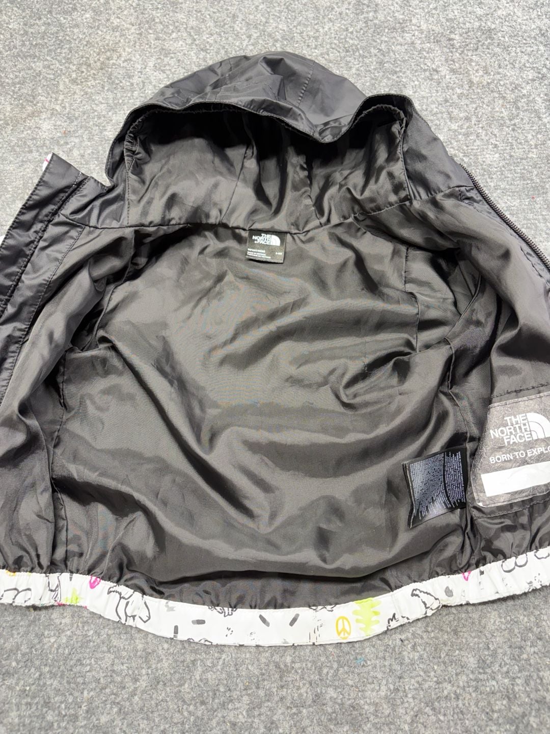 The NORTH FACE Lightweight Dryvent Hooded Rain Jacket Baby Infant 3-6 Months Art 5