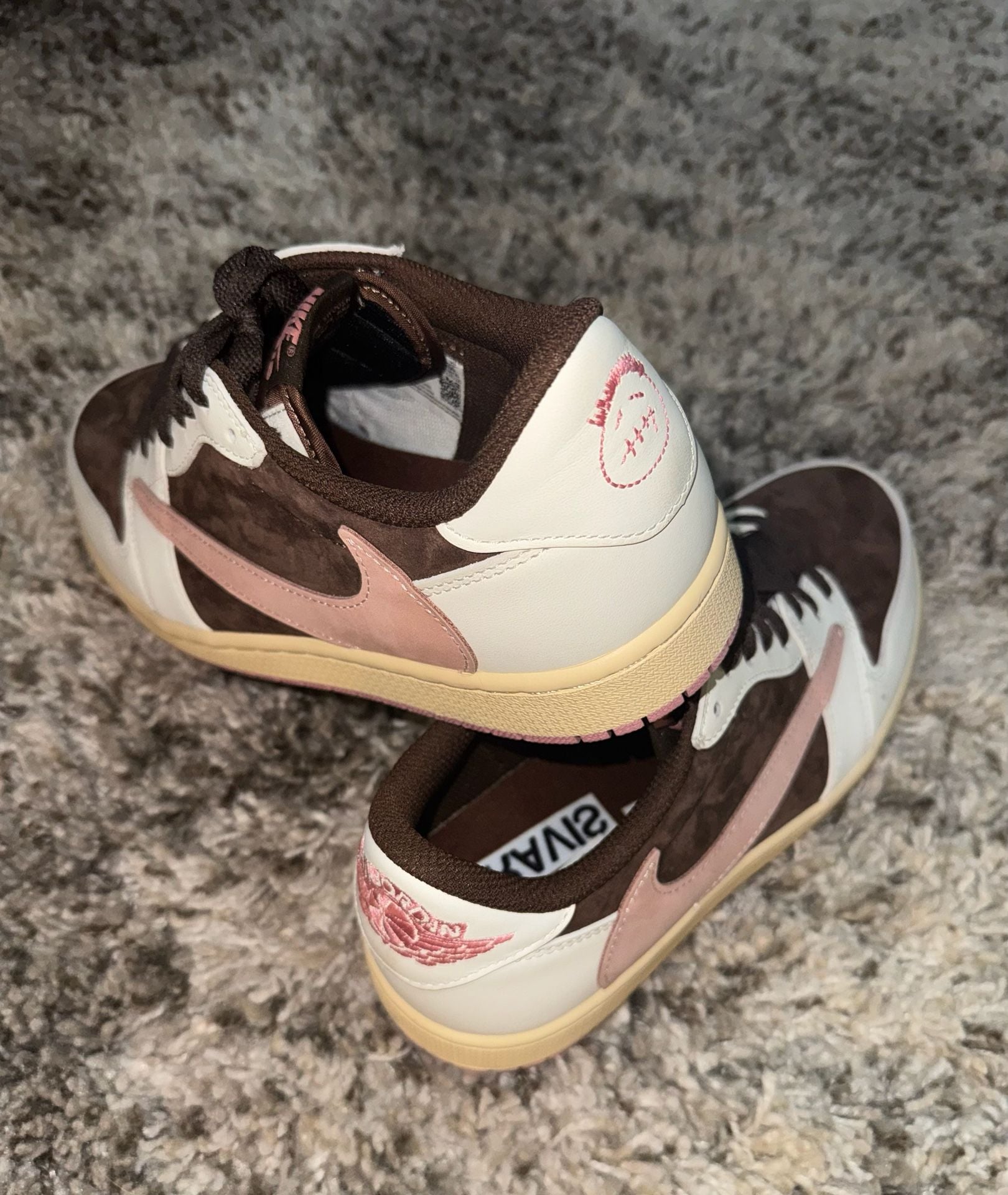 Travis Scott x Air Jordan 1 Low OG Dark Pony Pink Oxford DZ4137-206 3