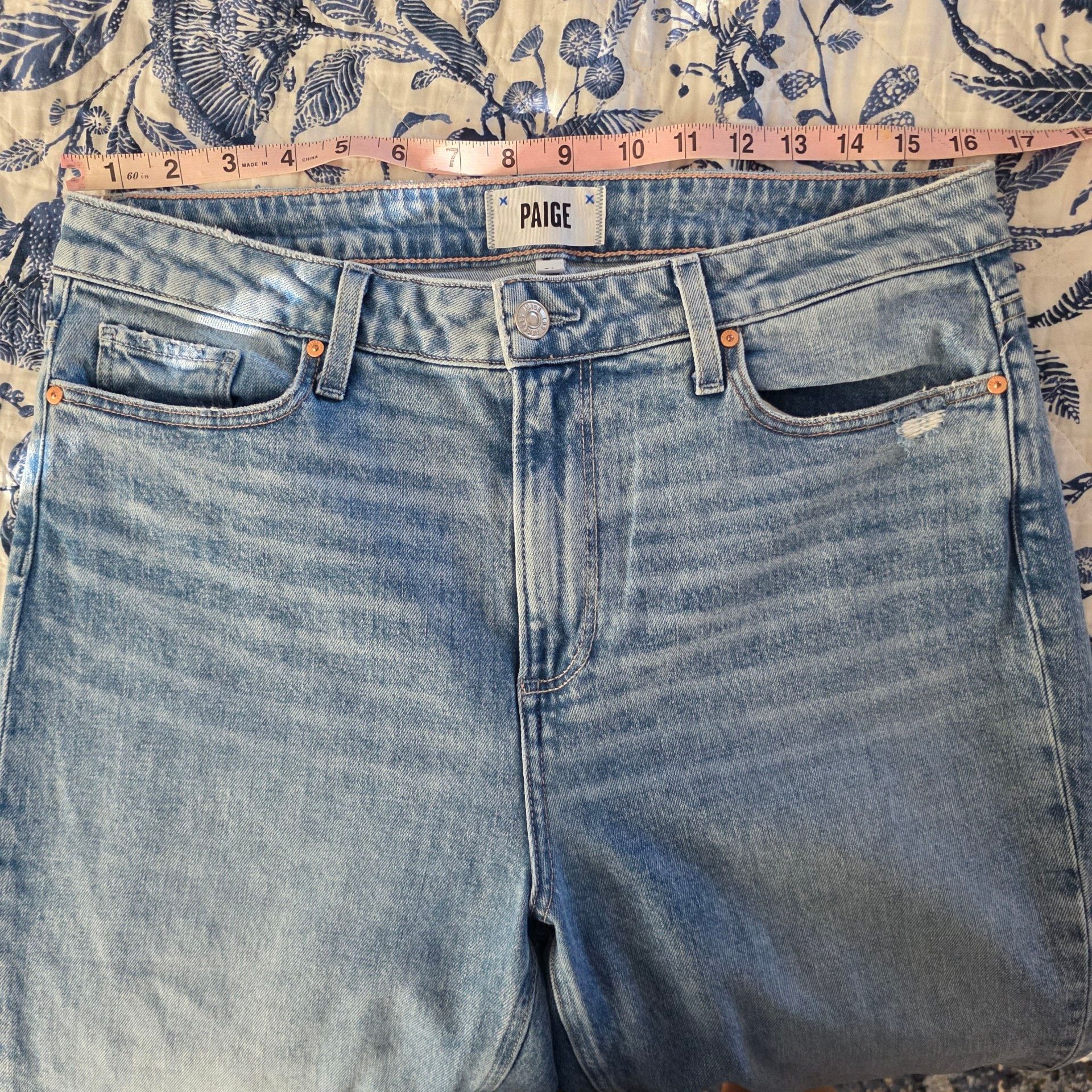 PAIGE Cindy High Rise Slim Straight Jeans Cowgirl Distressed Light Wash Size 31 7