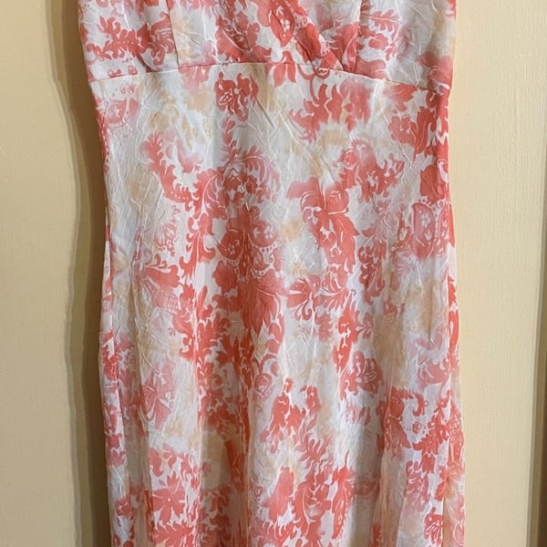 Alyn Paige Floral V-Neck Midi Dress Size 9/10 Pink Polyester 