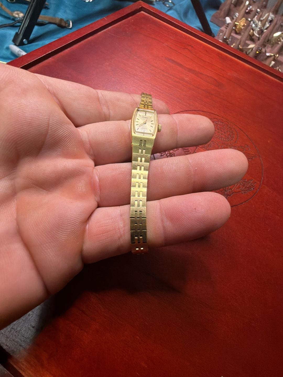 Pulsar Gold Tone Quartz Wristwatch Y434-5010 RO 5