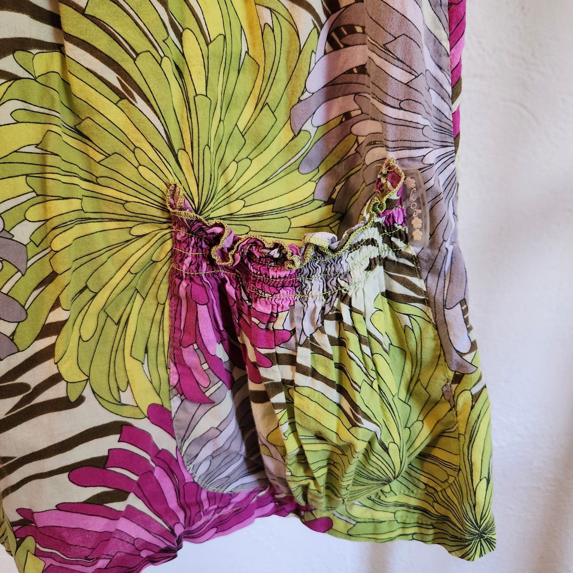 Koi by Kathy Peterson Blouse Size M Floral Print Short Sleeve Top 3