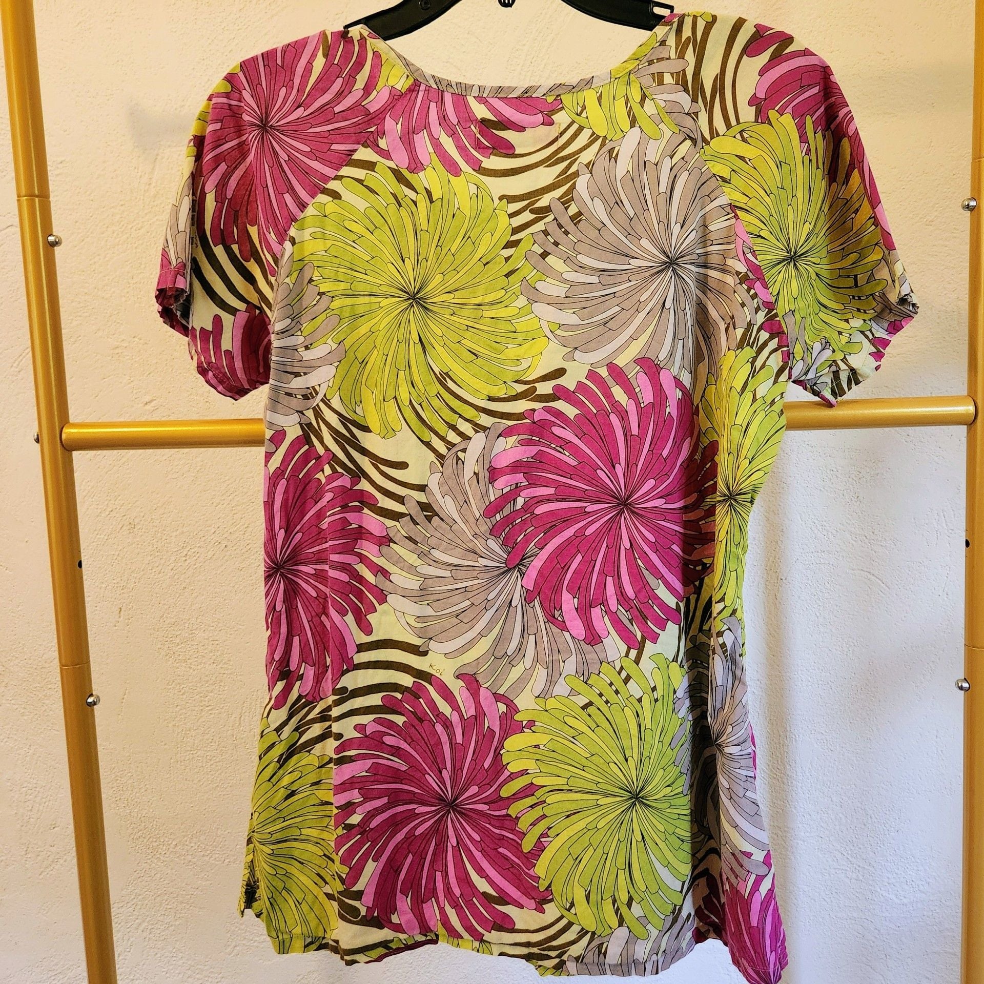 Koi by Kathy Peterson Blouse Size M Floral Print Short Sleeve Top 5