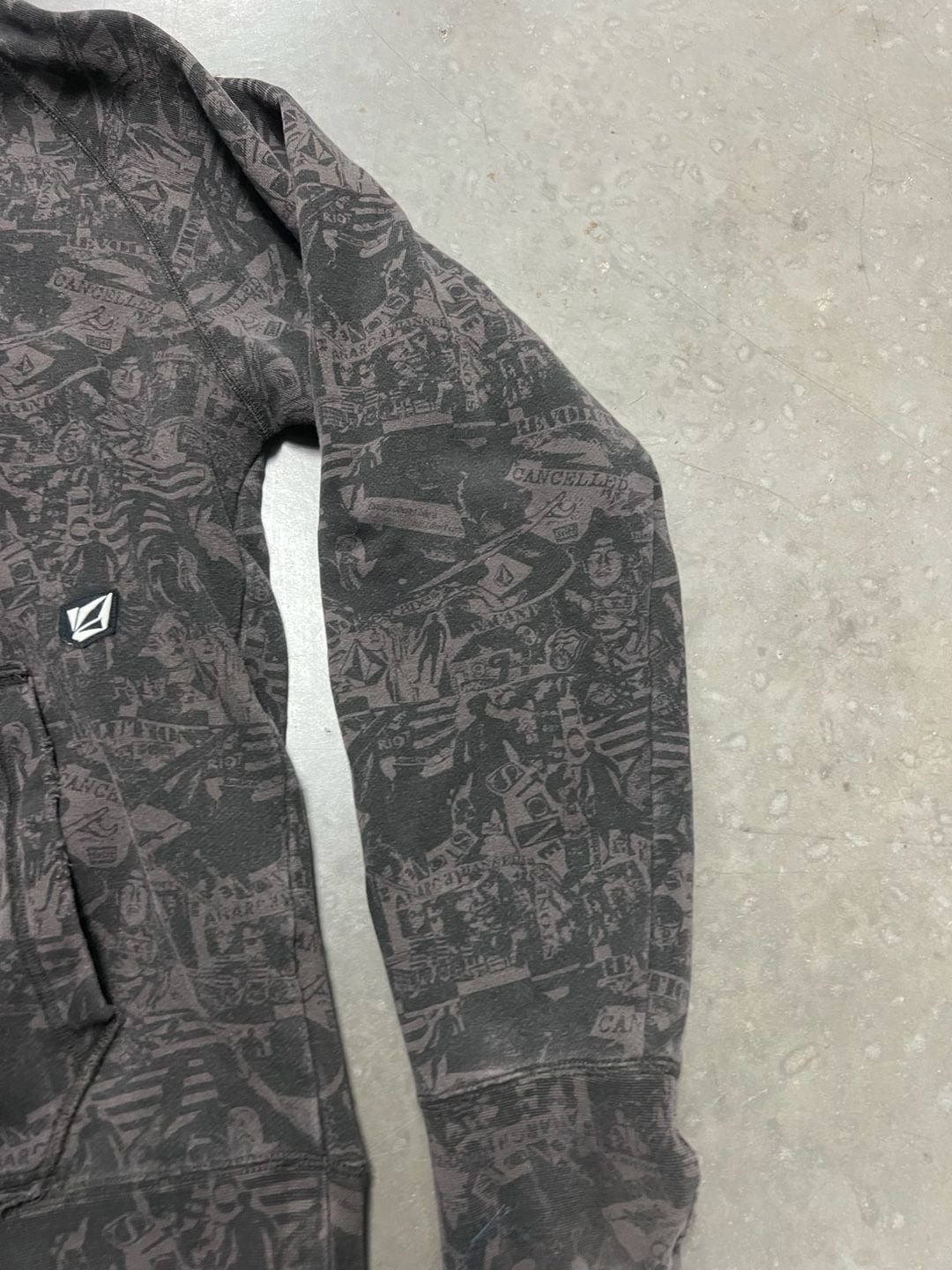 Volcom Full Zip Hoodie Size L Allover Graphic Print 4