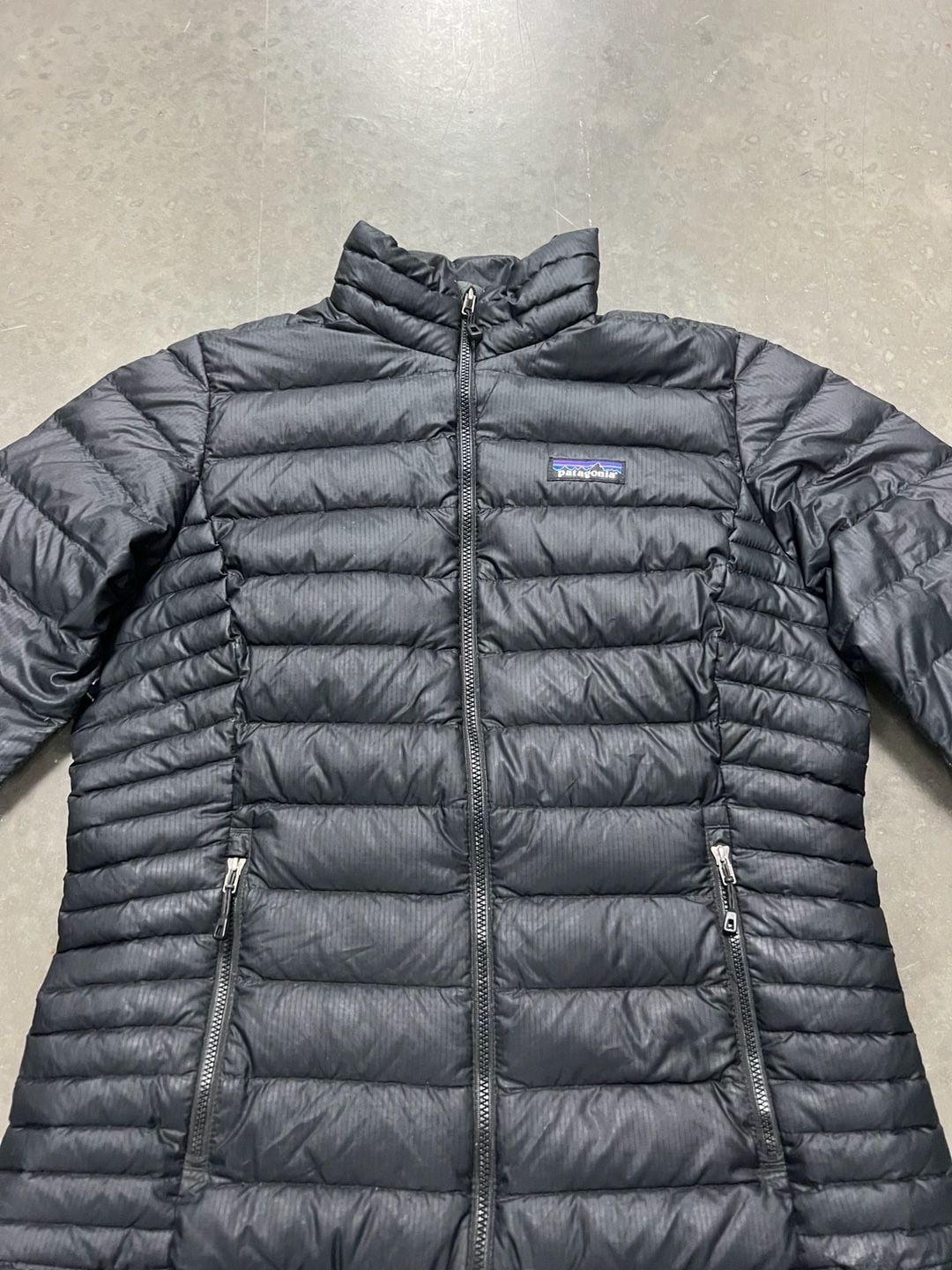 Patagonia Down Sweater Jacket Size M Black Puffer Full Zip 3