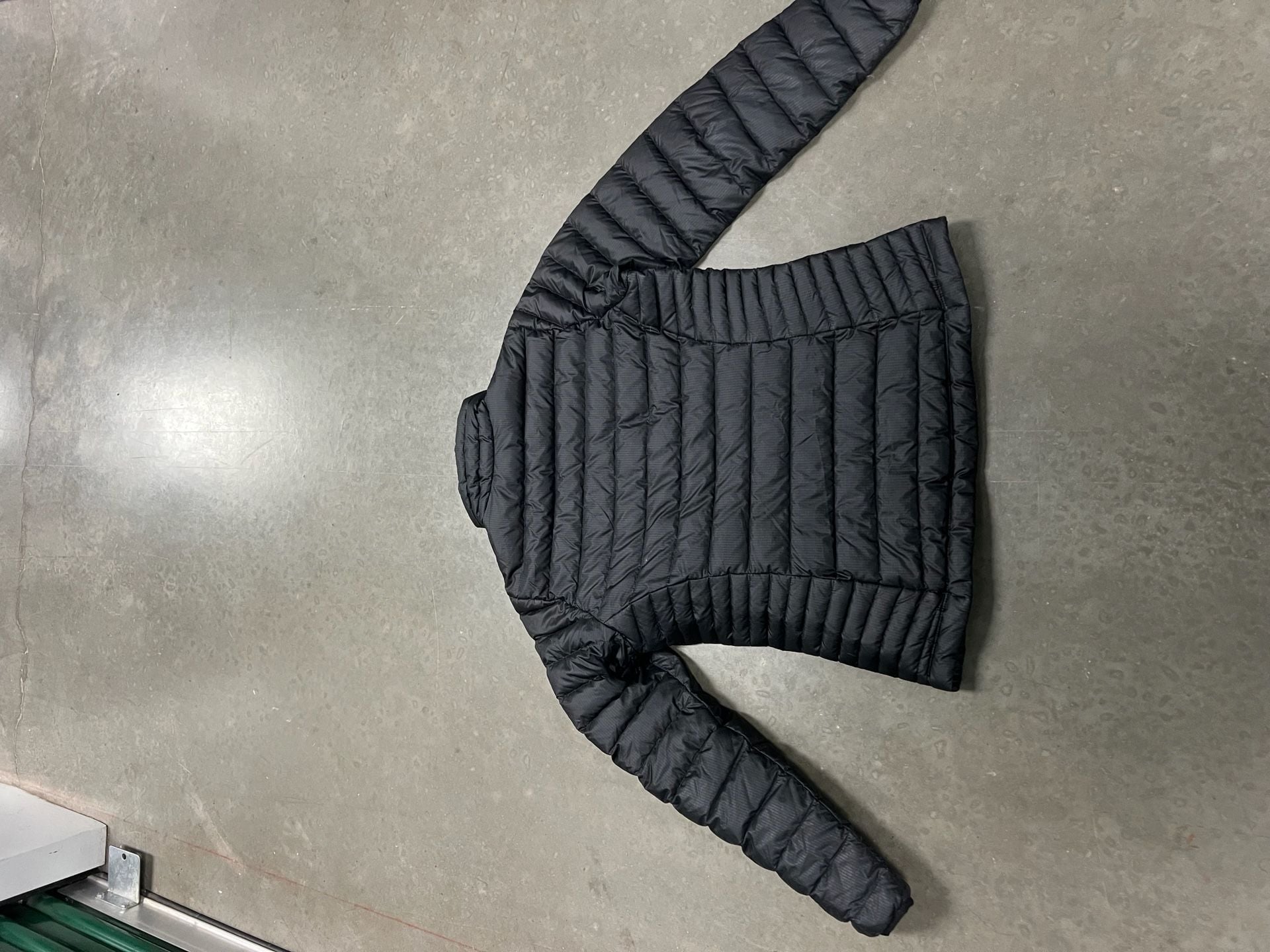 Patagonia Down Sweater Jacket Size M Black Puffer Full Zip 6