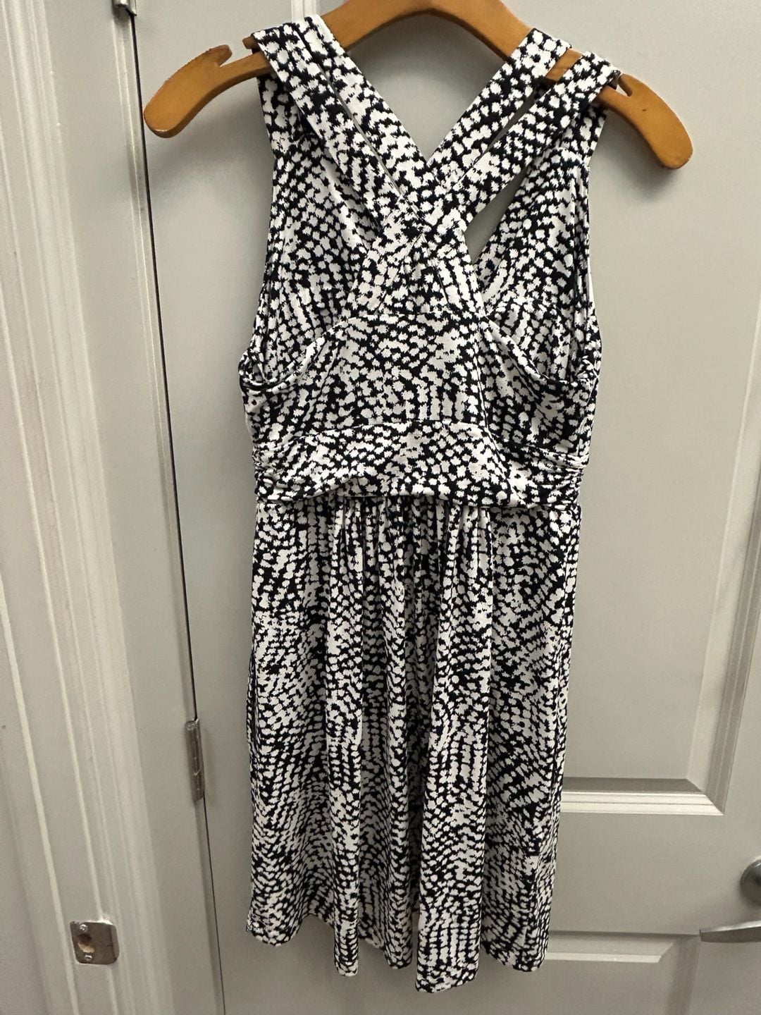 Soma Dress Size XS Black And White Patterned Cross Back 4