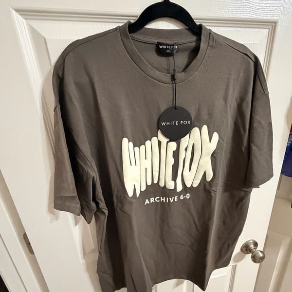 White Fox Archive 6.0 Oversized T-Shirt Size M/L