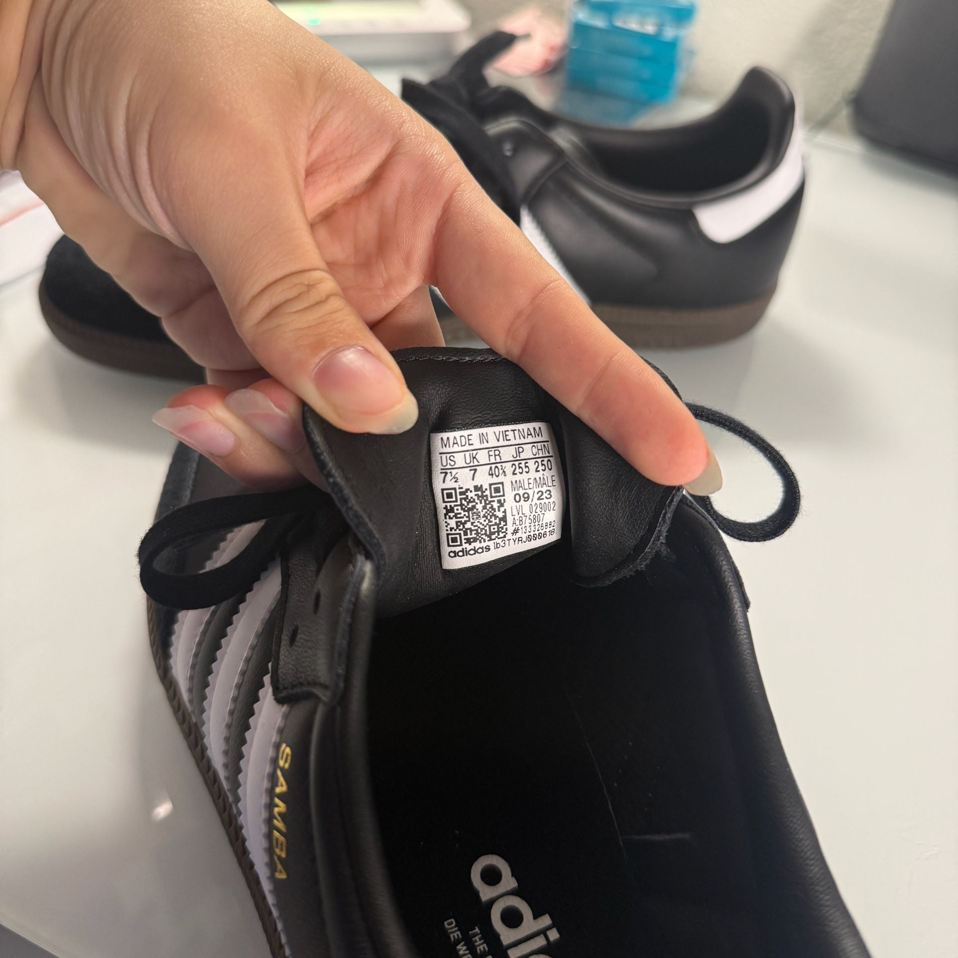 Brand New Adidas Samba OG Black White Gum Sneakers Box Included 9
