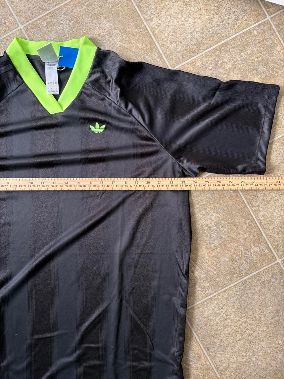 Adidas Jacquard Dress Size S Black Signal Green 8