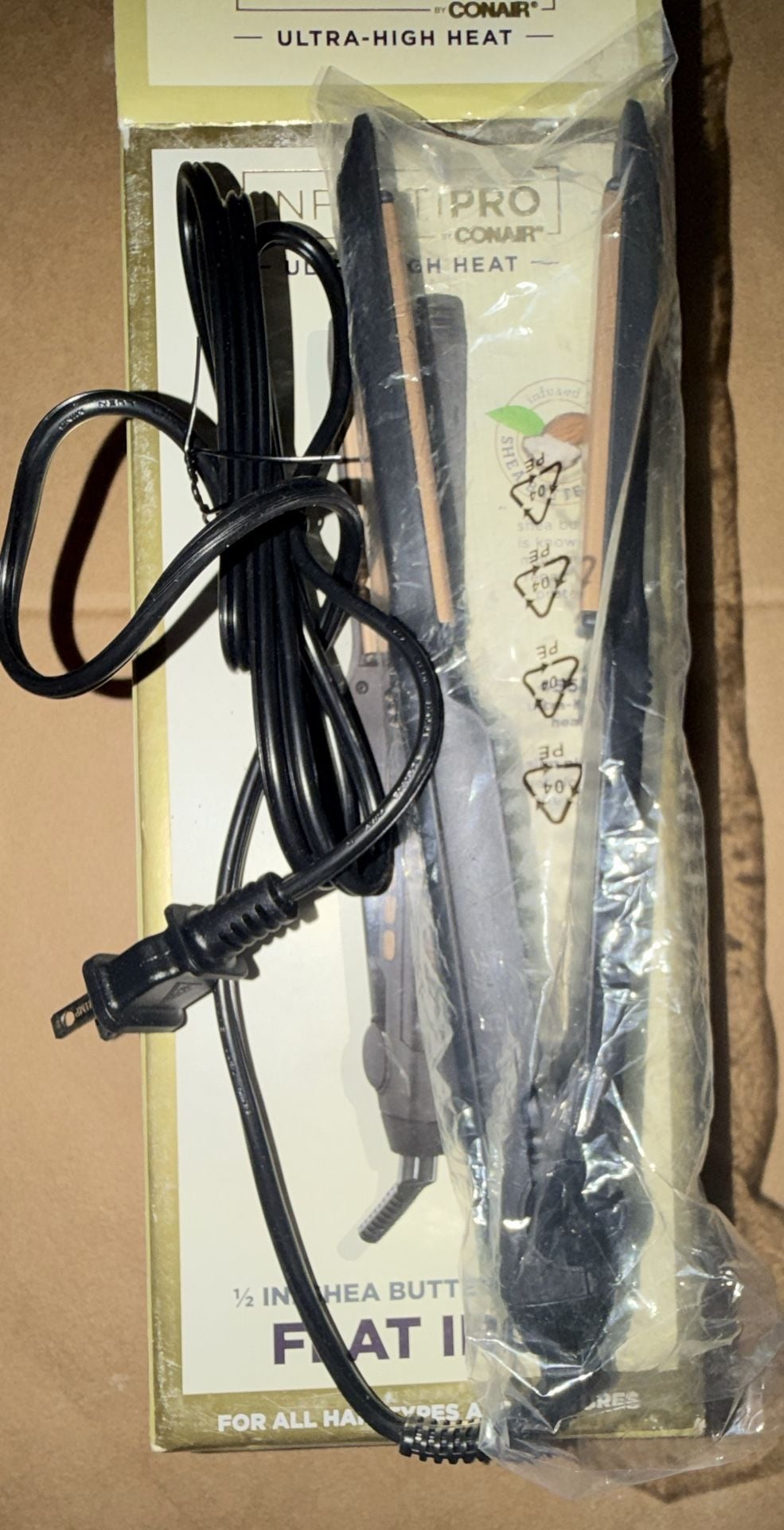 Conair InfinitiPRO Flat Iron 1/2 In. Shea Butter-Infused *Brand New* 3