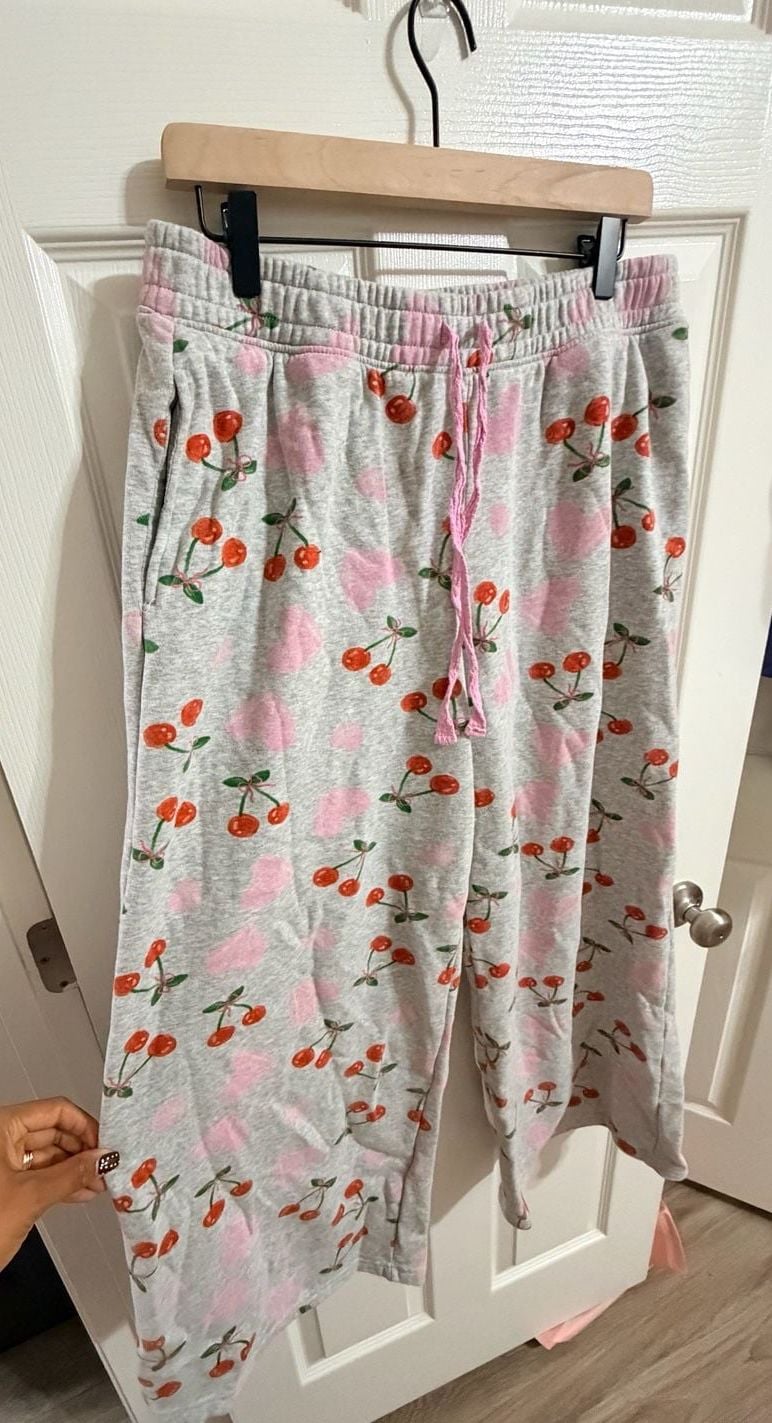 Zoe + Liv Cherry Heart Sweatshirt L And Pants XL Set 7