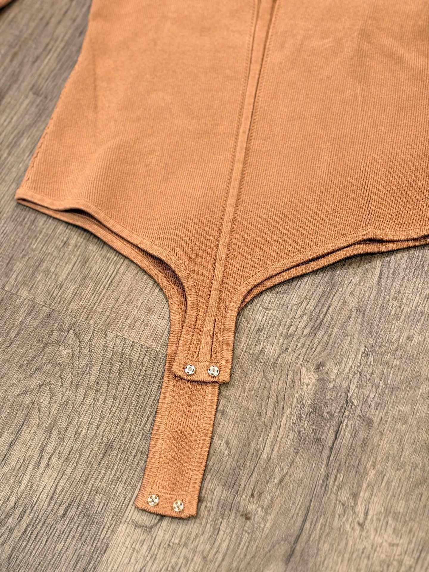 Cushnie Ribbed Bodysuit Brown Long Sleeve V-Neck 7