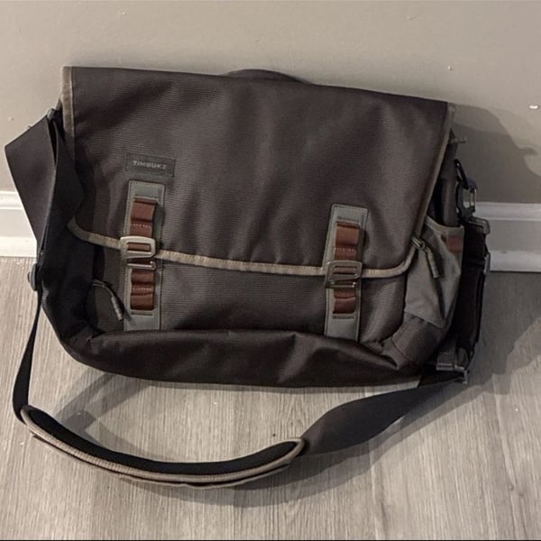 Timbuk2 Command Laptop Messenger Bag Black Brown