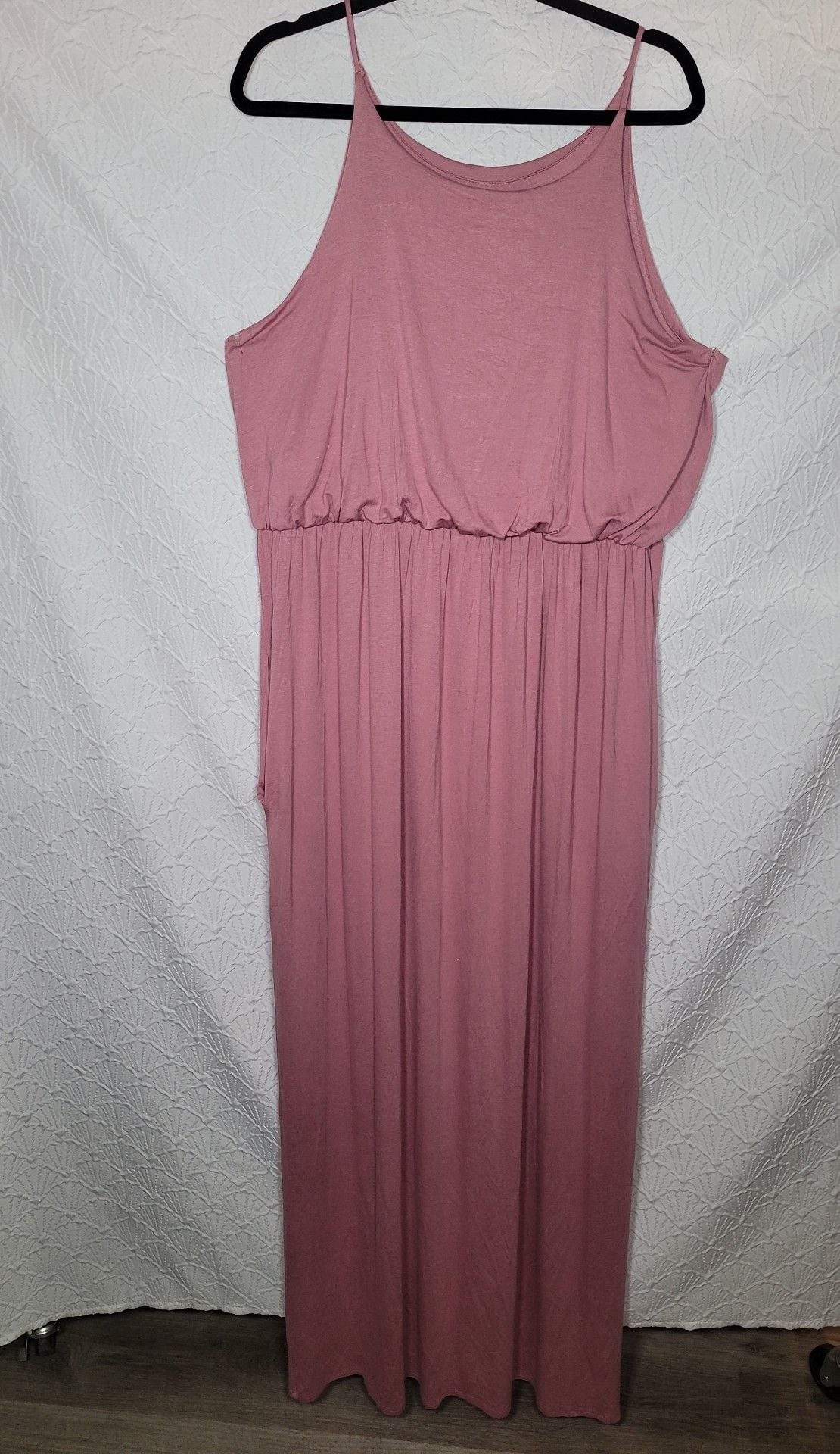 Emerald Maxi Dress Size 1X Pink Rayon Spandex Flowy Side Slit Dress 2