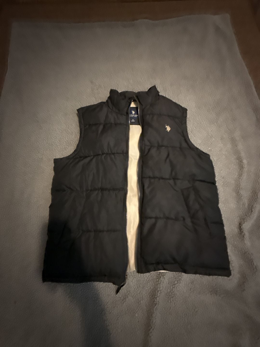 U.S. Polo Assn. Puffer Vest Size M Black 2