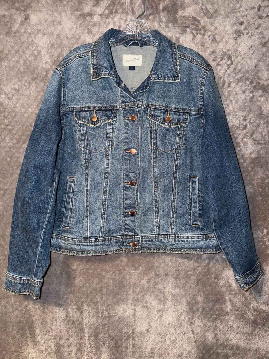 Universal Thread Denim Jean Jacket Size L Blue Distressed Raw Hem 3