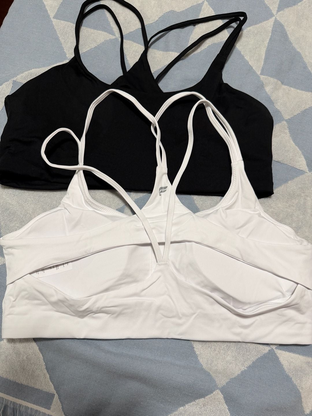 Fabletics Principal Low Impact Bra 2 Pack Size XL White Black 6