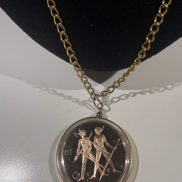 Vintage Gemini Zodiac Pendant Necklace Gold Tone Chain