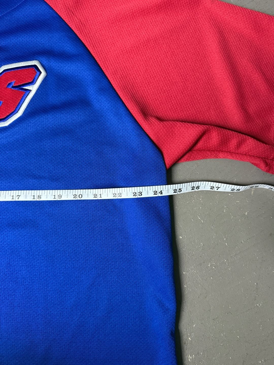 Majestic Chicago Cubs Baseball Jersey Size XL Blue Red Raglan Button Front 7