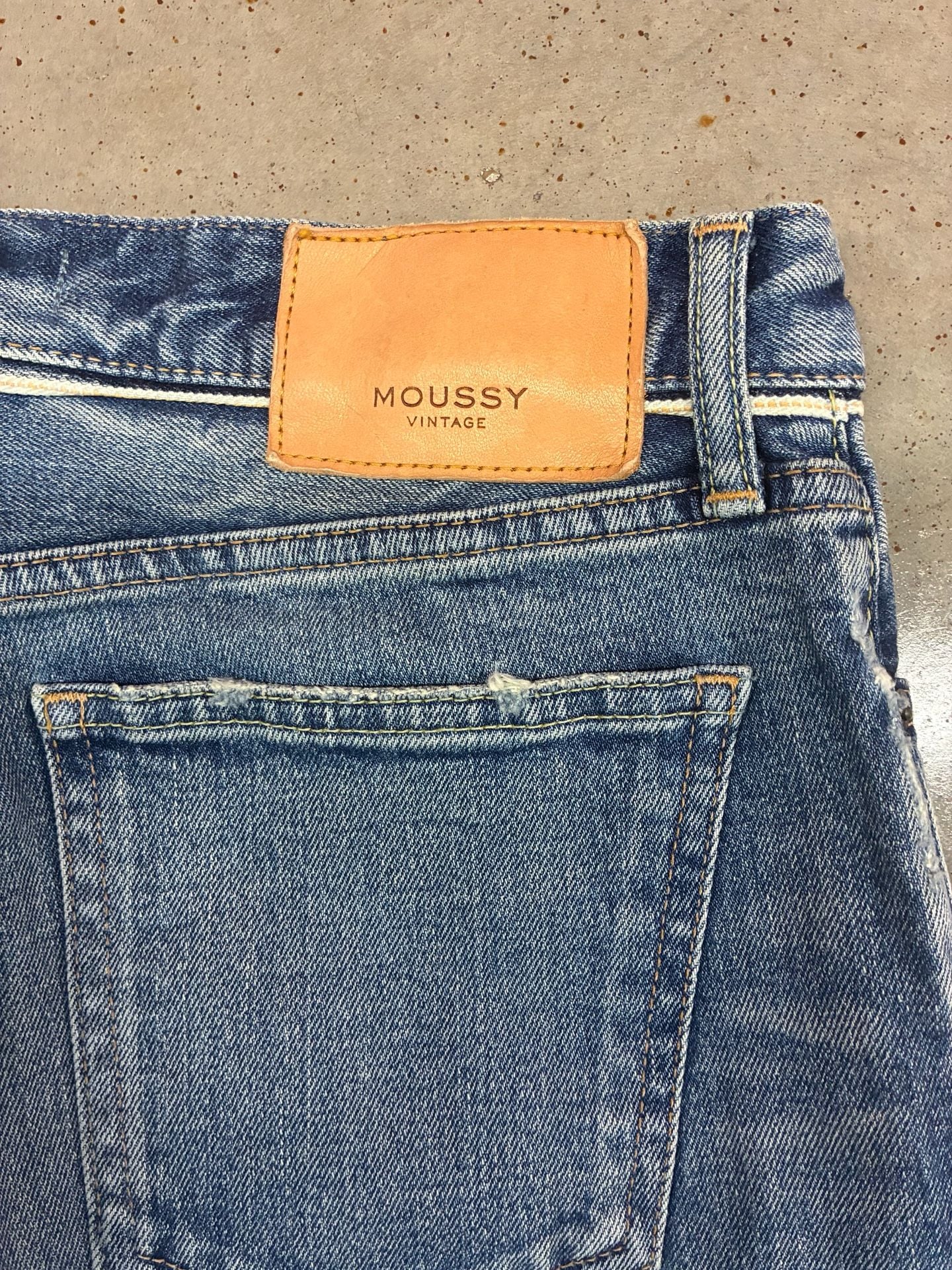Moussy Vintage Denim Jeans Blue Distressed Tapered 9