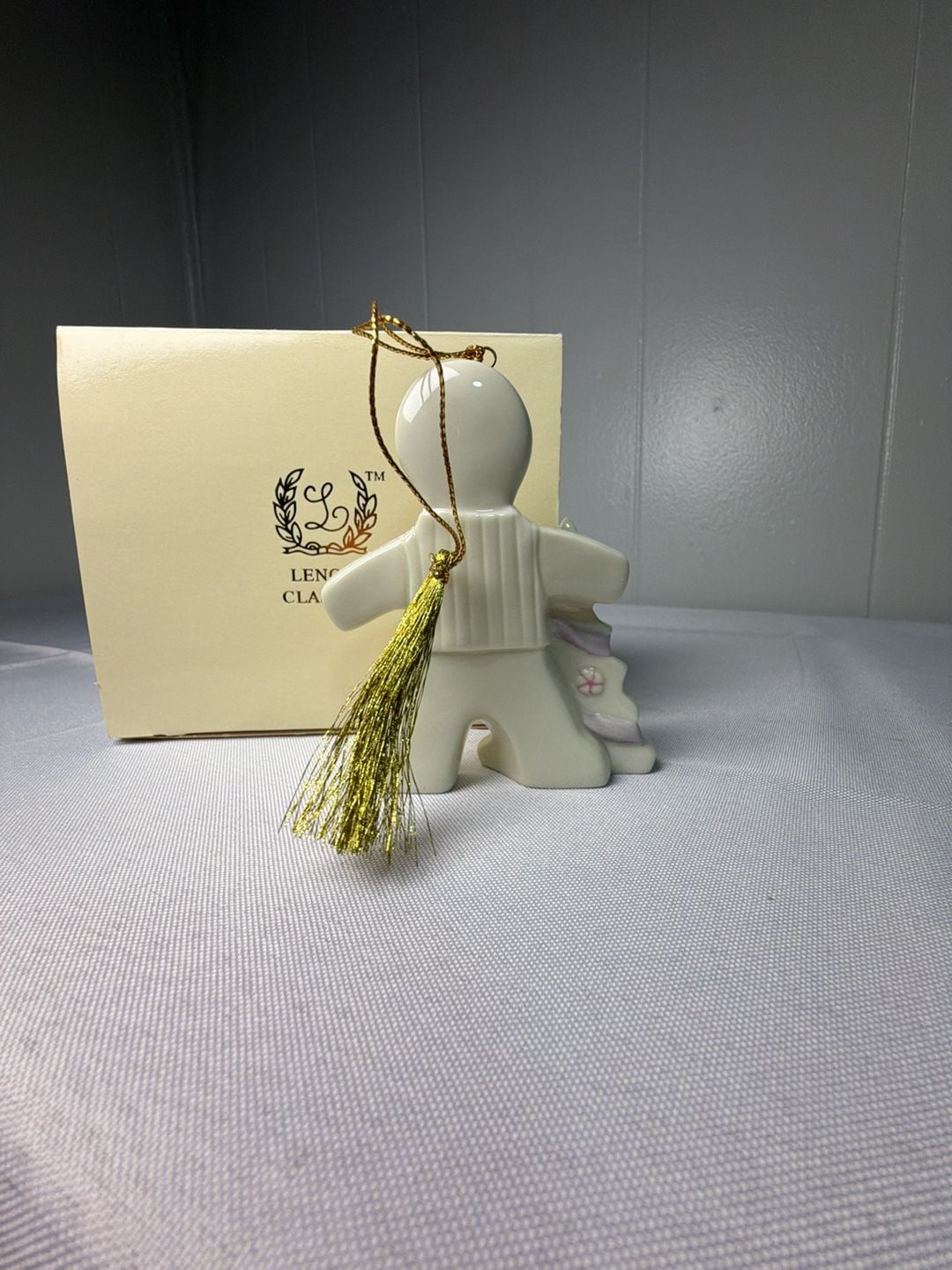 Lenox Classics 2001 Annual Gingerbread Man Christmas Ornament 3