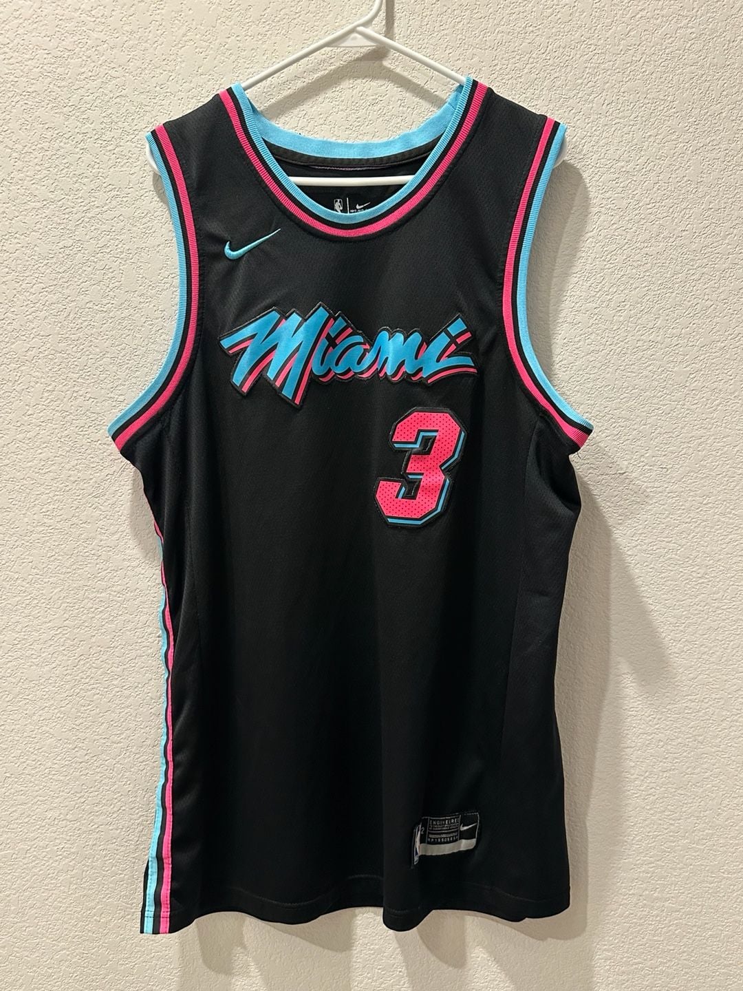Nike Miami Heat Dwyane Wade 3 Vice Jersey Size 52 Black Swingman 2