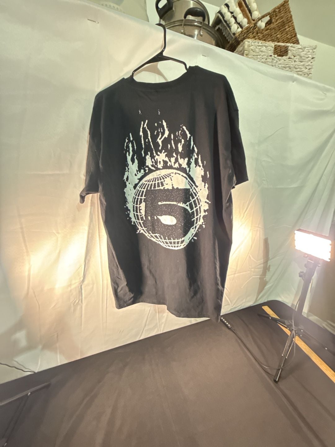 Channel 5 T-Shirt Size XXL Black Graphic Tee 5