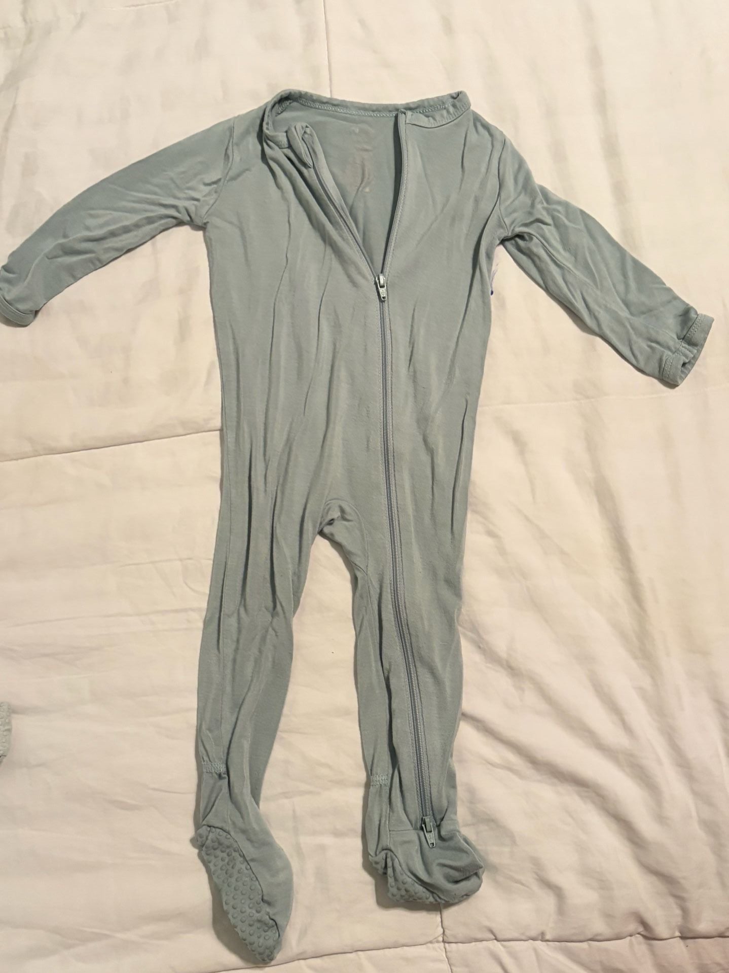 Kyte Baby Footed Sleeper 6-12 Months Light Sage Green Bamboo Viscose 2