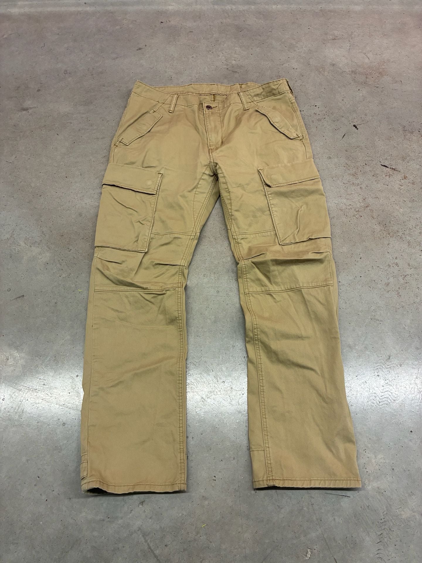 Levi's Cargo Pants Size W38 L32 Khaki Brown Workwear Trousers 3