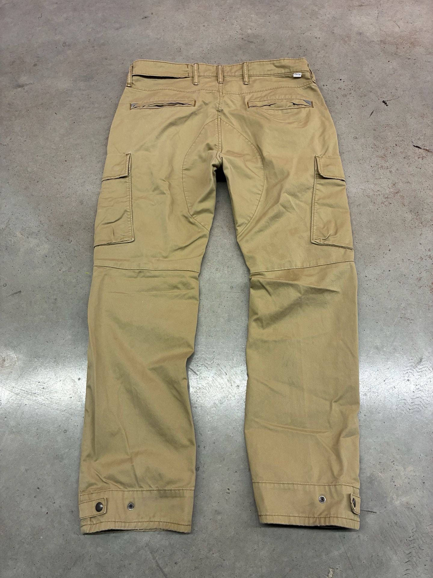 Levi's Cargo Pants Size W38 L32 Khaki Brown Workwear Trousers 10