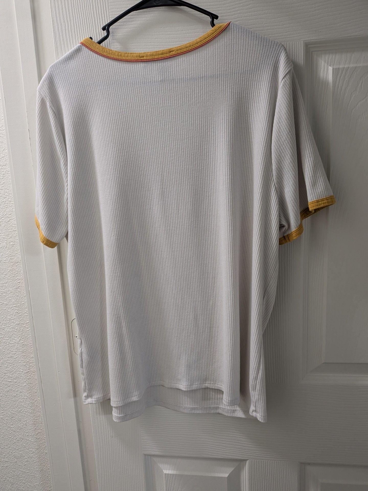Forever 21 Ringer T-Shirt Size 1X White Ribbed V-Neck 4