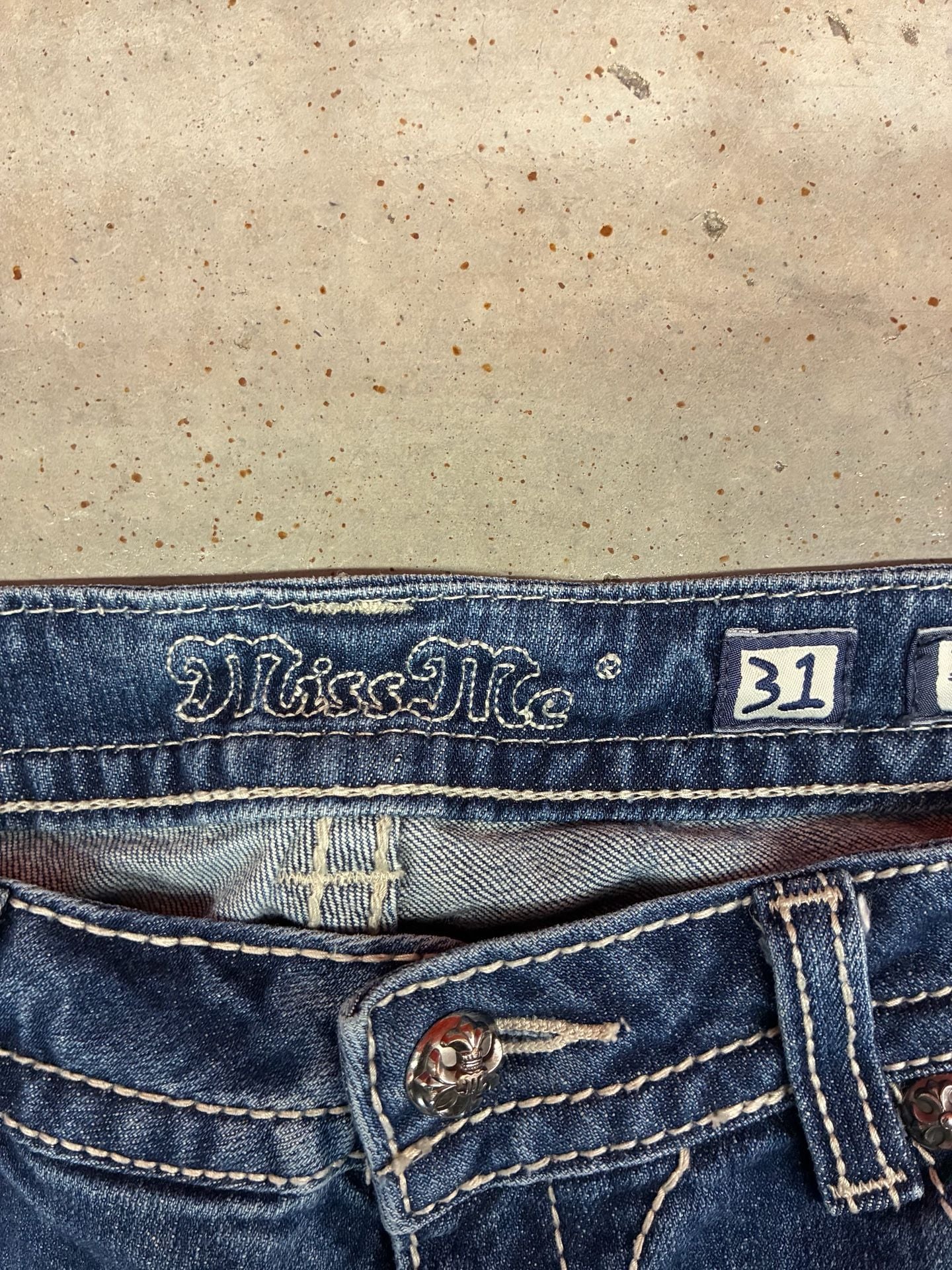 Miss Me Bootcut Jeans Size 31 Dark Wash Distressed 5