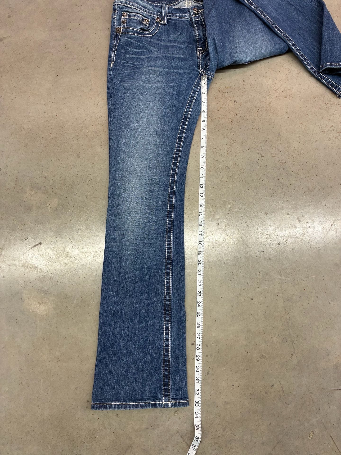 Miss Me Bootcut Jeans Size 31 Dark Wash Distressed 7