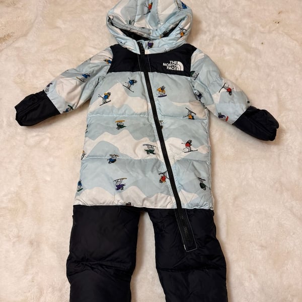 The North Face 1996 Retro Nuptse Graphic-Print Shell Bodysuit 18-24M Light Blue