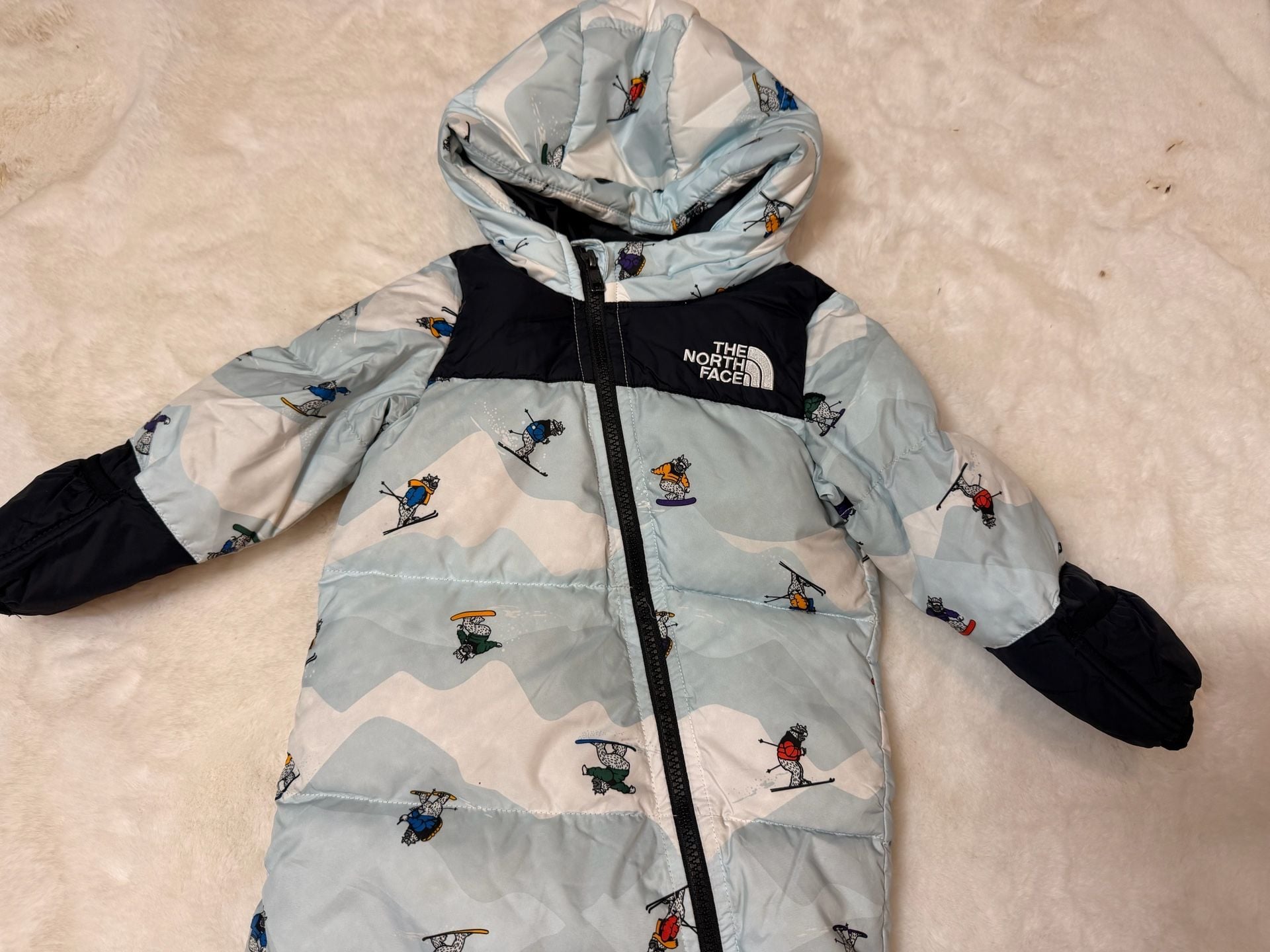 The North Face 1996 Retro Nuptse Graphic-Print Shell Bodysuit 18-24M Light Blue 3