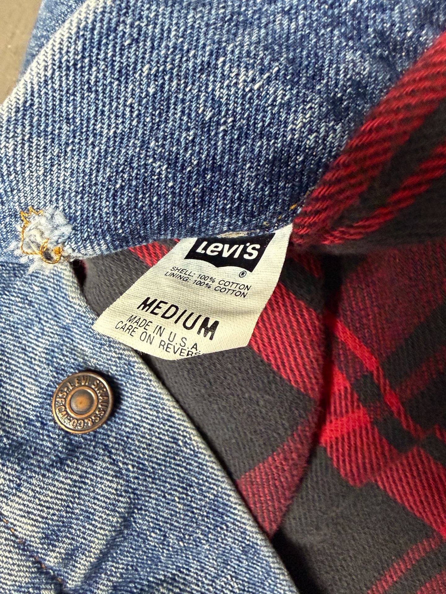 Levi's Vintage Plaid Lined Denim Trucker Jacket Size M Blue Jean Jacket 6