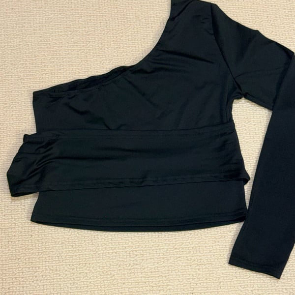 Shein One Shoulder Long Sleeve Crop Top Black Size L