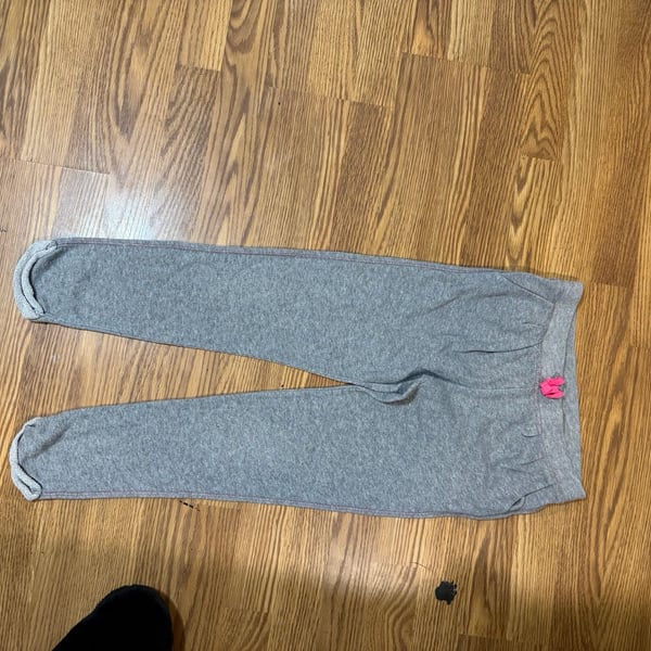 Juicy Couture Sweatpants Size M 10/12 Grey Sparkle Heart Pockets