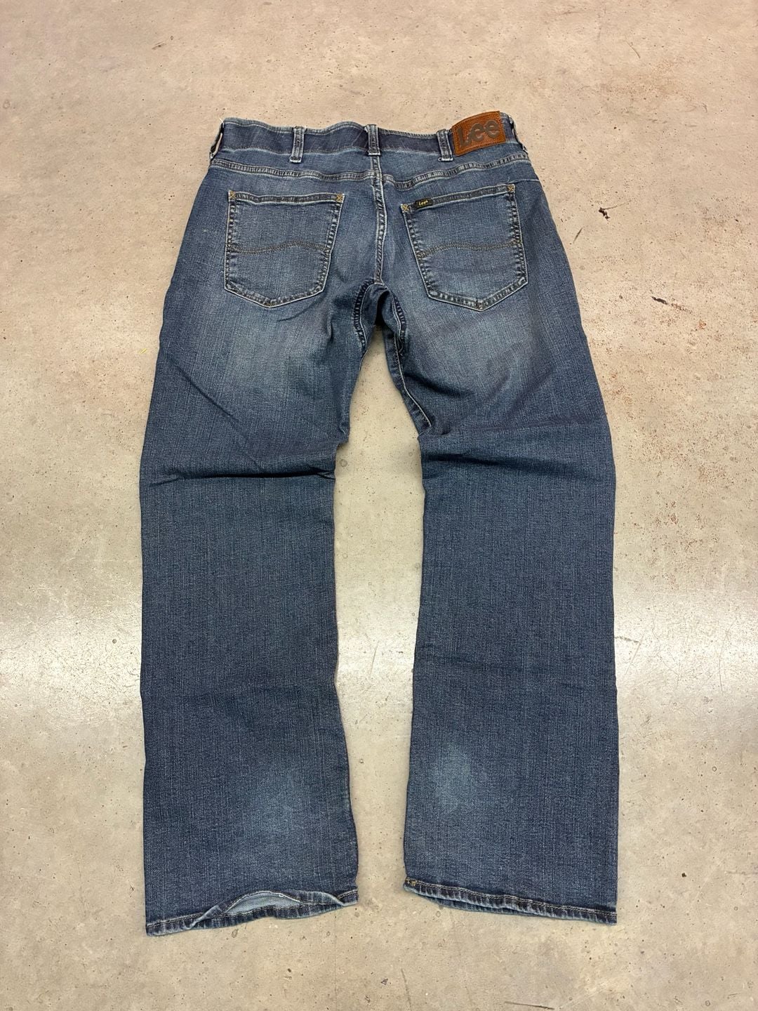 Lee Extreme Motion Regular Fit Bootcut Jeans Size 34x30 Blue Denim 10
