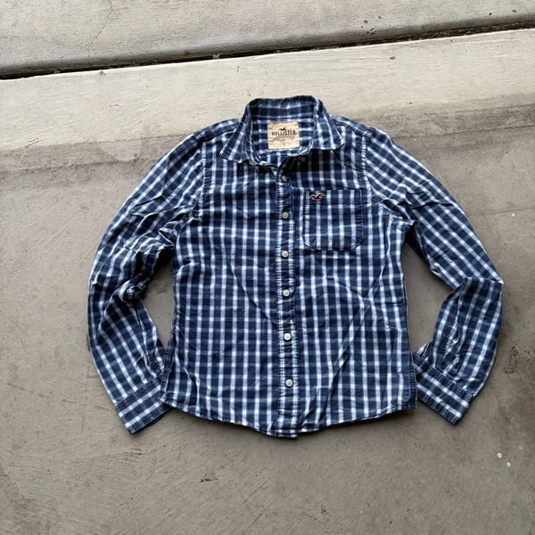 Hollister Blue and White Plaid Long Sleeve Button Down Shirt Size S