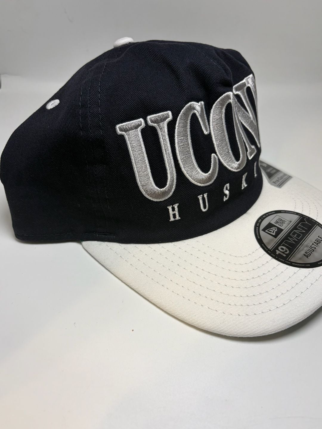 New Era SnapBack UCONN Huskies Hat — , 6