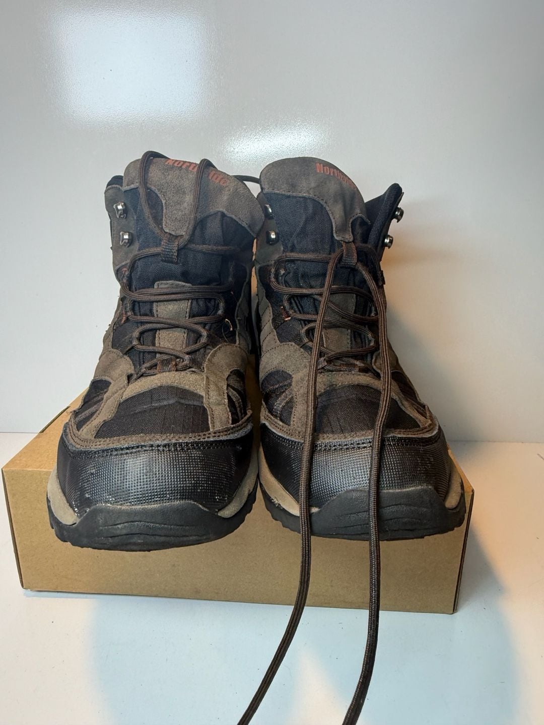 Northside Rampart Mid Hiking Boots Size 13 Brown 6