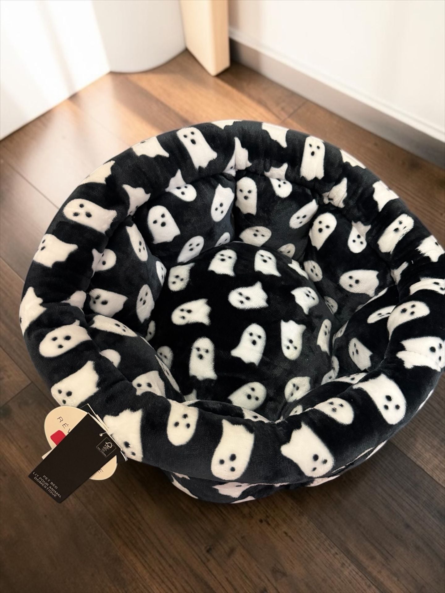 Cupcakes and Cashmere Halloween Black/White Ghost Reversible Pet Bed TikTok New! 1