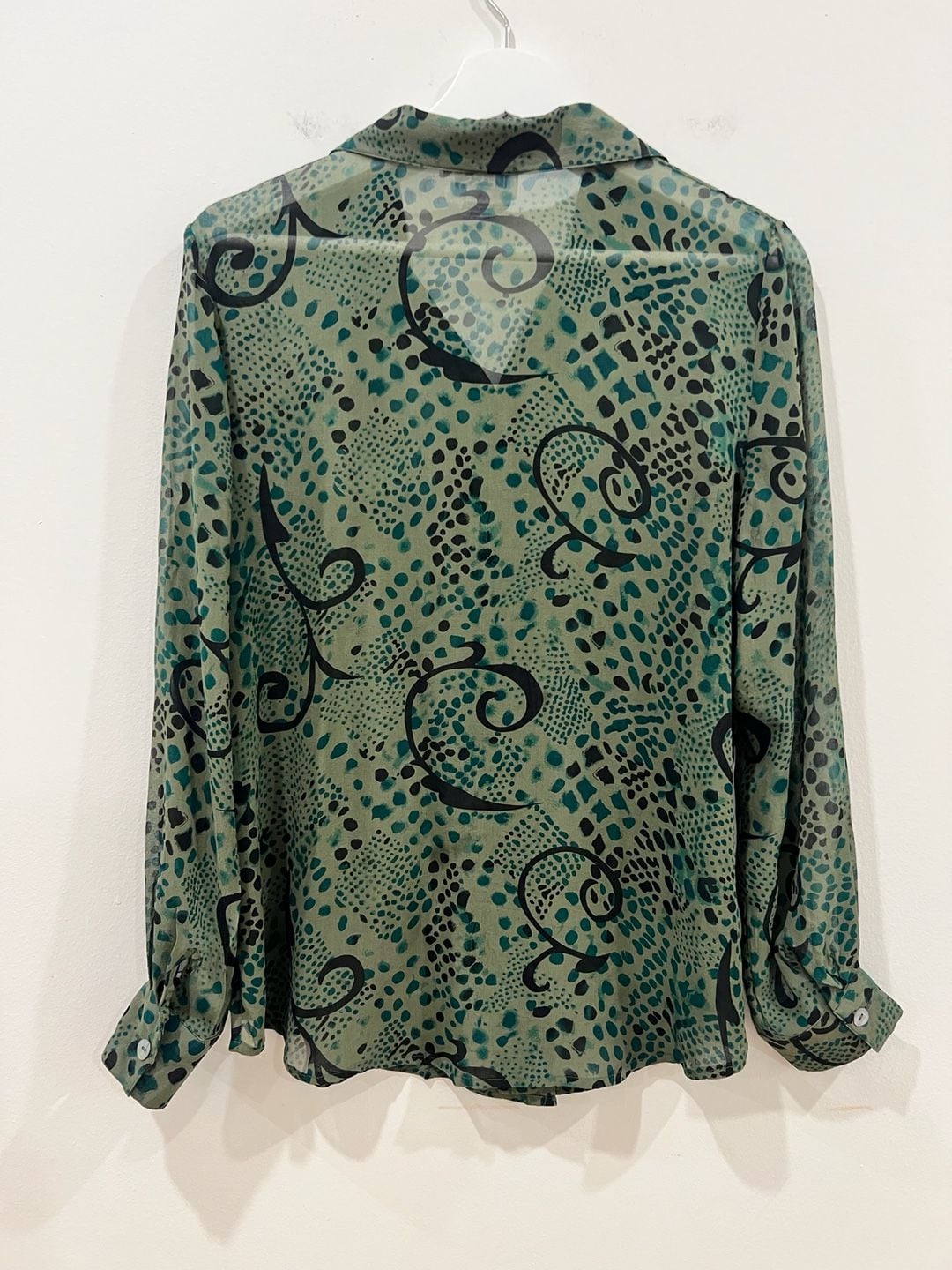 VTG Silk Blouse Green and Black Patterned Button Down Size L 3