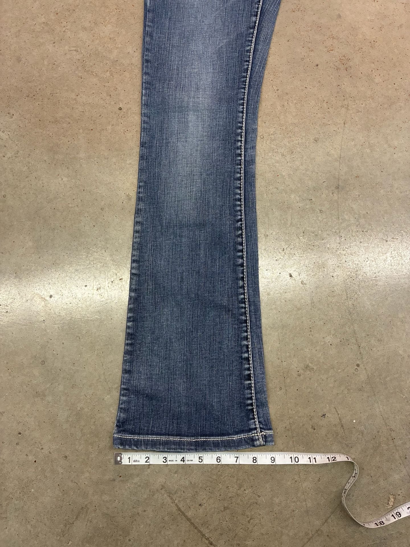 A.idol USA Bootcut Jeans Size 9 Blue Denim Rhinestone Embroidered 9