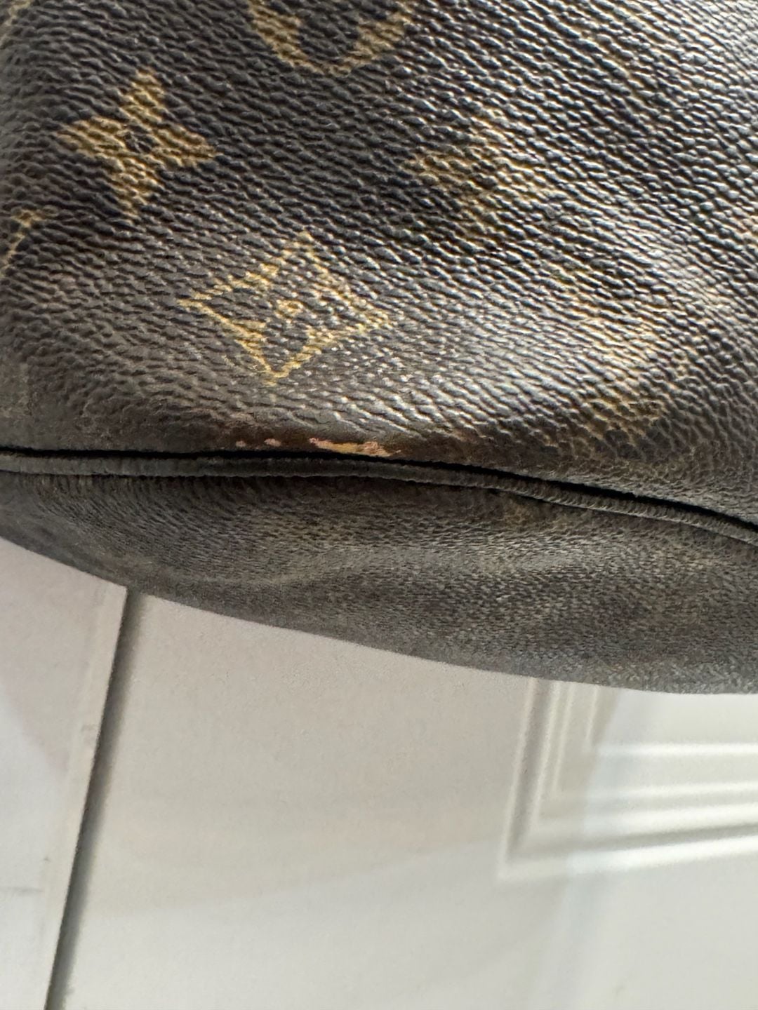 Louis Vuitton Monogram Neverfull MM Tote Bag 14