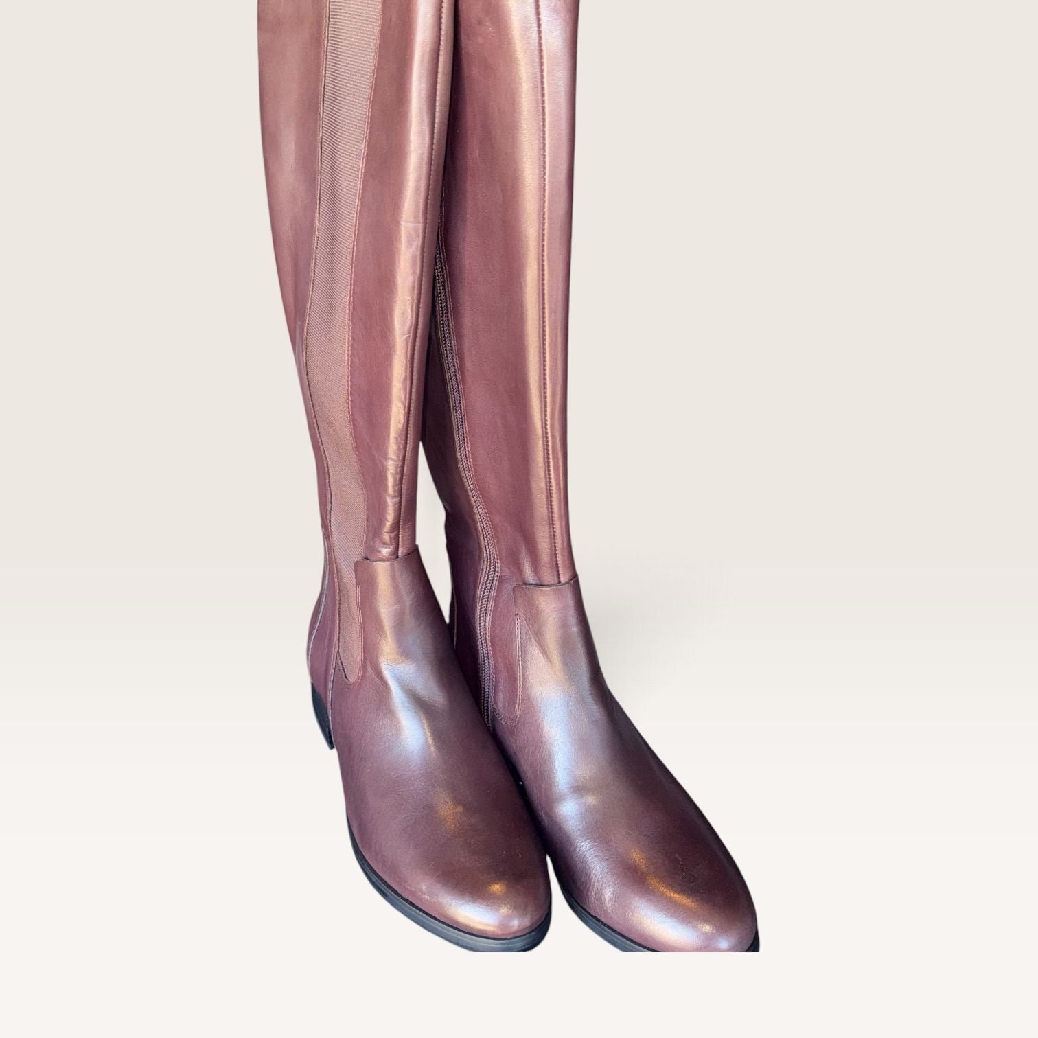 New in Box H by Halston Naomi Burgundy Leather Knee High Boots Size 8M 4